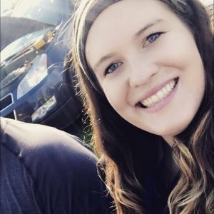 Meet your Posher, Jenna